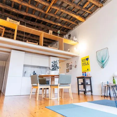 Eccentric Mouzinho Mezzanine By Lovelystay Apartament *