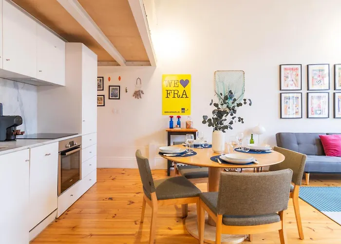 Eccentric Mouzinho Mezzanine By Lovelystay