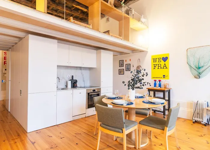 Eccentric Mouzinho Mezzanine By Lovelystay דירה *