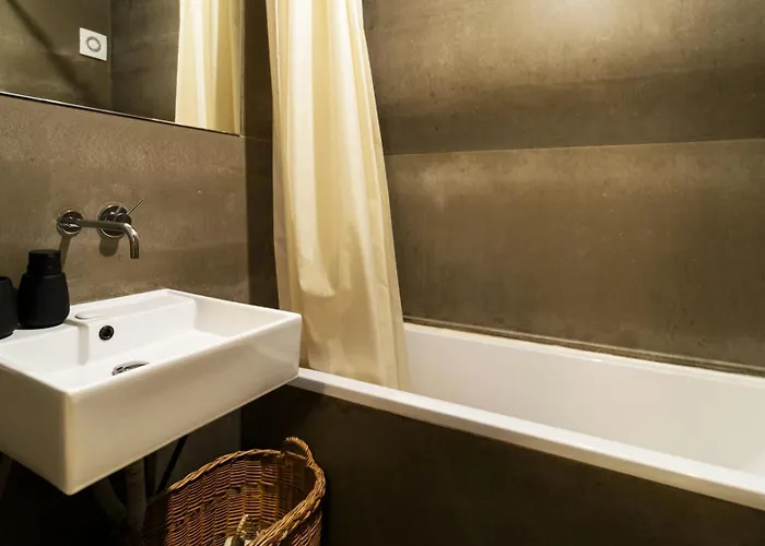 Eccentric Mouzinho Mezzanine By Lovelystay *