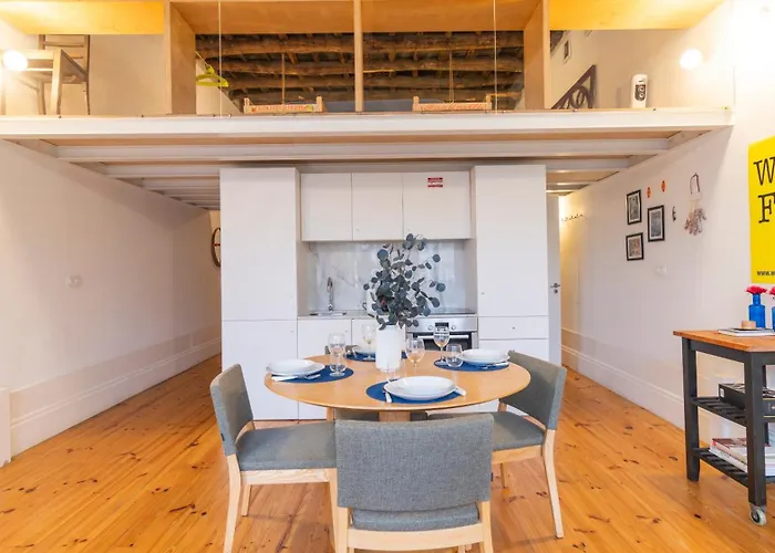 דירה Eccentric Mouzinho Mezzanine By Lovelystay