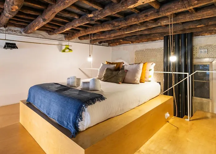 Διαμέρισμα Eccentric Mouzinho Mezzanine By Lovelystay *