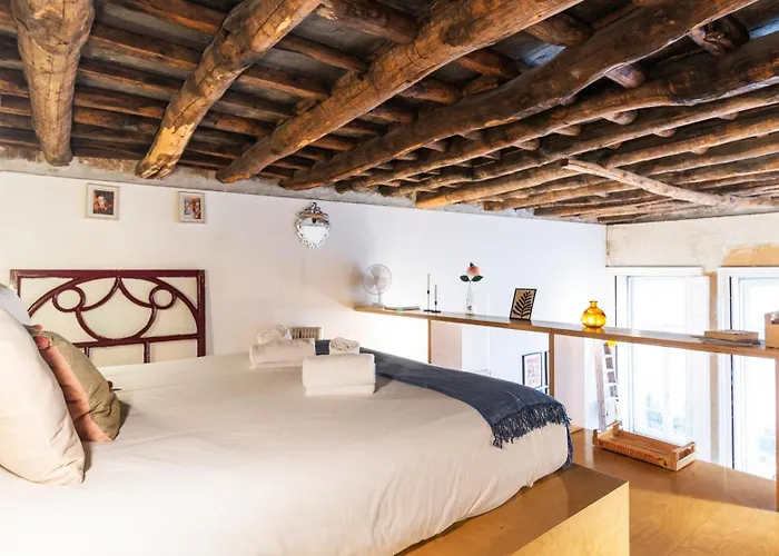 Eccentric Mouzinho Mezzanine By Lovelystay