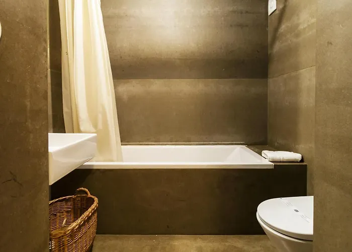 Eccentric Mouzinho Mezzanine By Lovelystay Διαμέρισμα