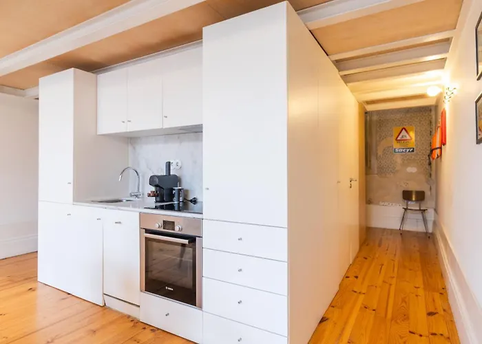 דירה Eccentric Mouzinho Mezzanine By Lovelystay פורטו