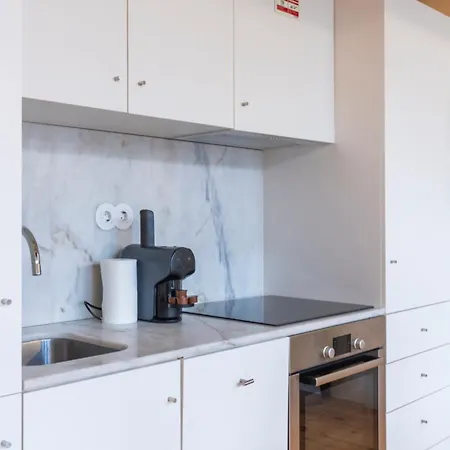 דירה Eccentric Mouzinho Mezzanine By Lovelystay