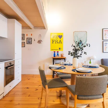 Eccentric Mouzinho Mezzanine By Lovelystay