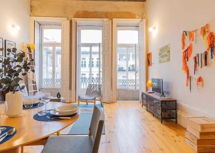 Eccentric Mouzinho Mezzanine By Lovelystay Daire Porto