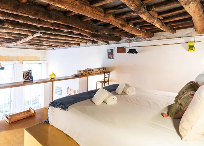 Eccentric Mouzinho Mezzanine By Lovelystay * Porto